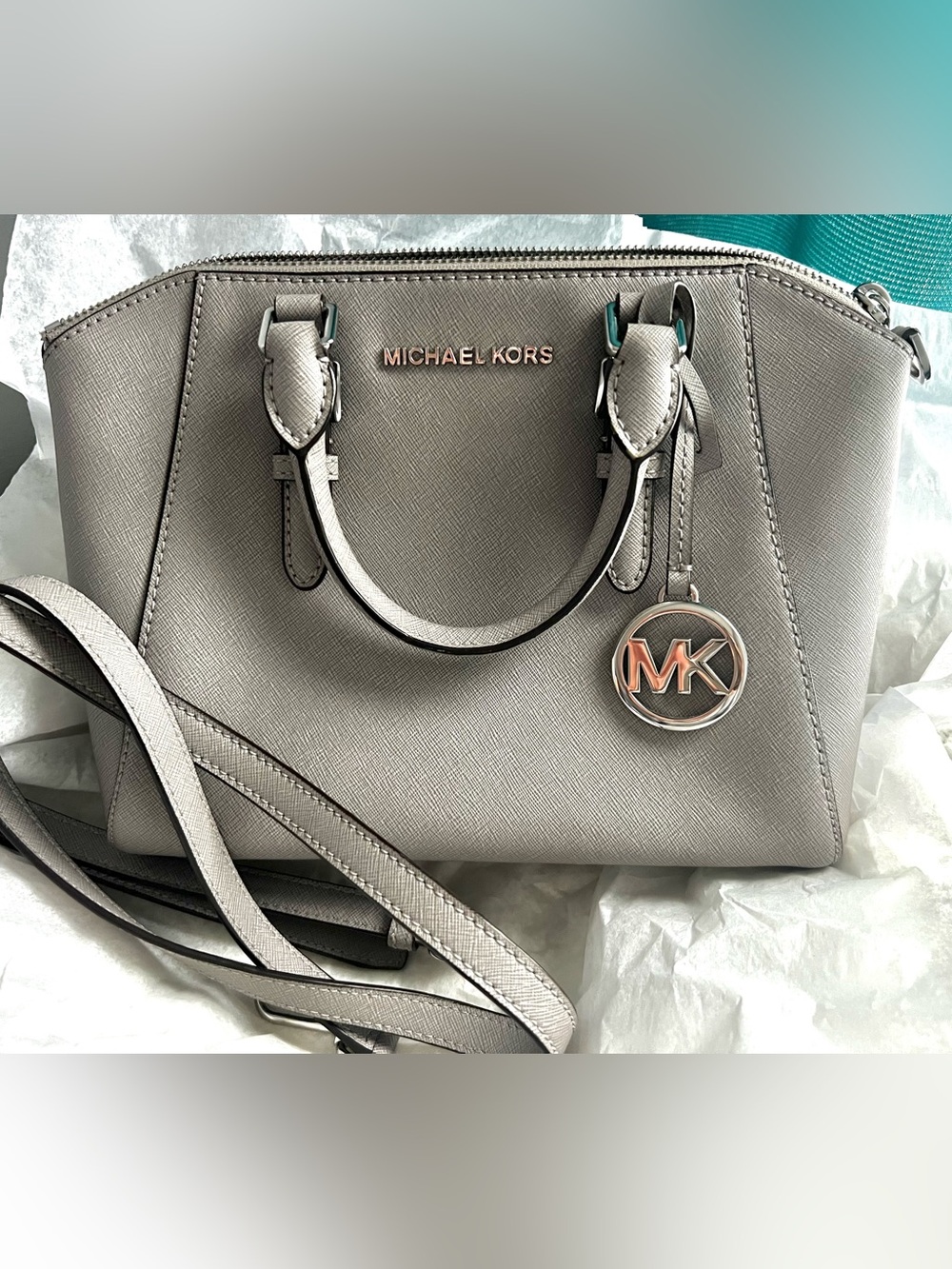 Michael Kors Ciara Medium Messenger Crossbody Pearl Gray Saffiano BEAUTIFUL!